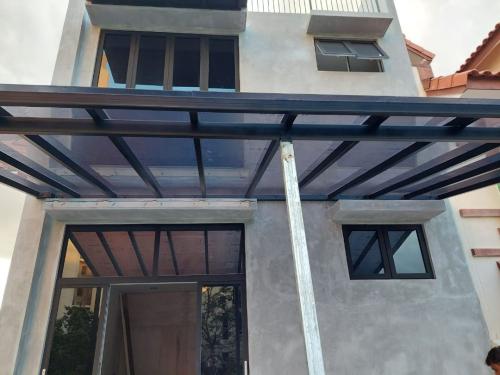 built_shelter_and_roofing_poly_1699537971_f342d4fa_progressive