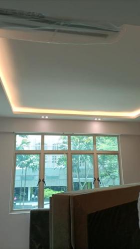 false_ceiling_and_wall_partiti_1650703003_90db3a18_progressive